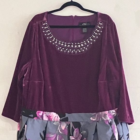 Midnight velvet, dark purple floral dress - Picture 2 of 12